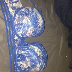 A Body Frosting Bra